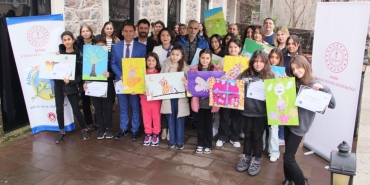 Ailem İzmir Projesi Kapsamında Aile Katılımlı Sömestir Kolaj Atölyesi Düzenlendi