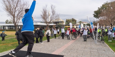 İzmir’de Kabartma Kitap Farkındalığı İçin Pedallar Umut İçin Döndü